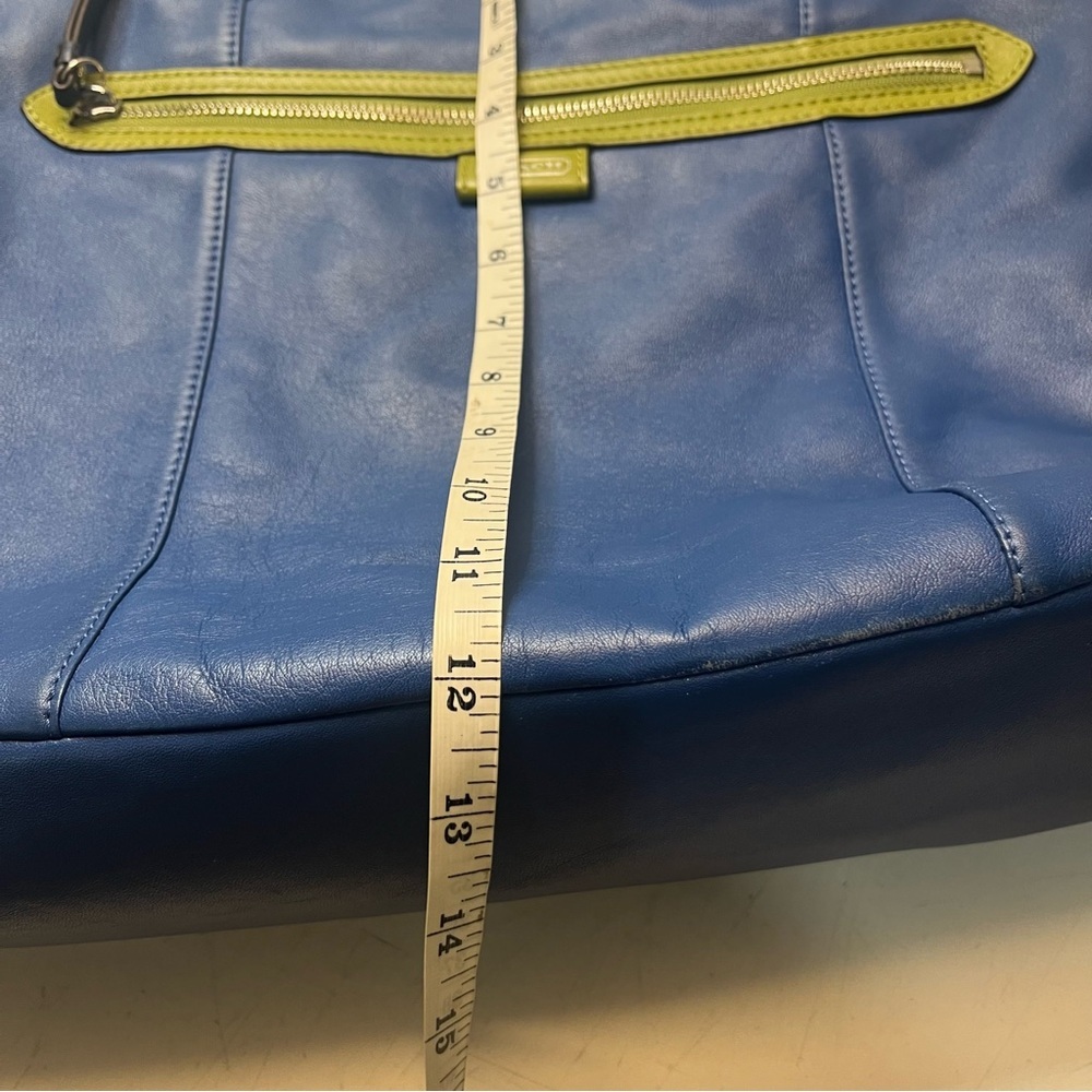 RARE Coach Daisy Spectator Emma Leather Tote in Moonlight Blue With Green Trim - Picture 11 of 14